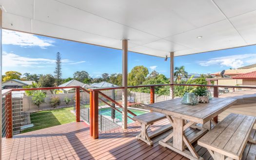 SENSATIONAL FAMILY HOME